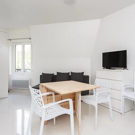 Rer F2 2eme Gauche Appartement *
